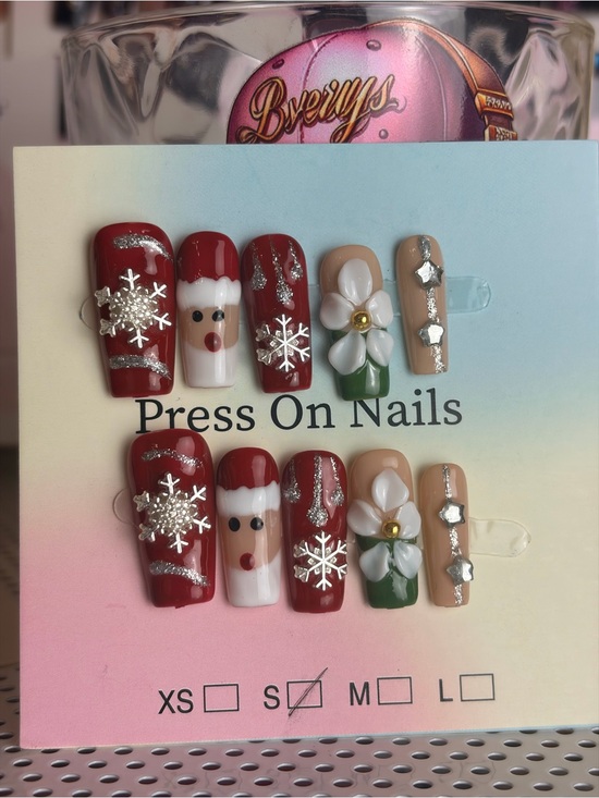Other - Festive Red & Nude Holiday Press-On Nails with 3D Flowers and Snowflakes Small